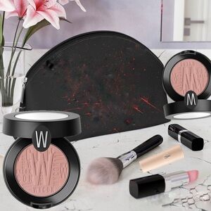 Wycon Cosmetics Last Crush Mono Eyeshadow - 05 Pinky NWT